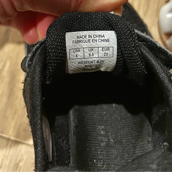 Toddler Reebok sneakers - Picture 6 of 6